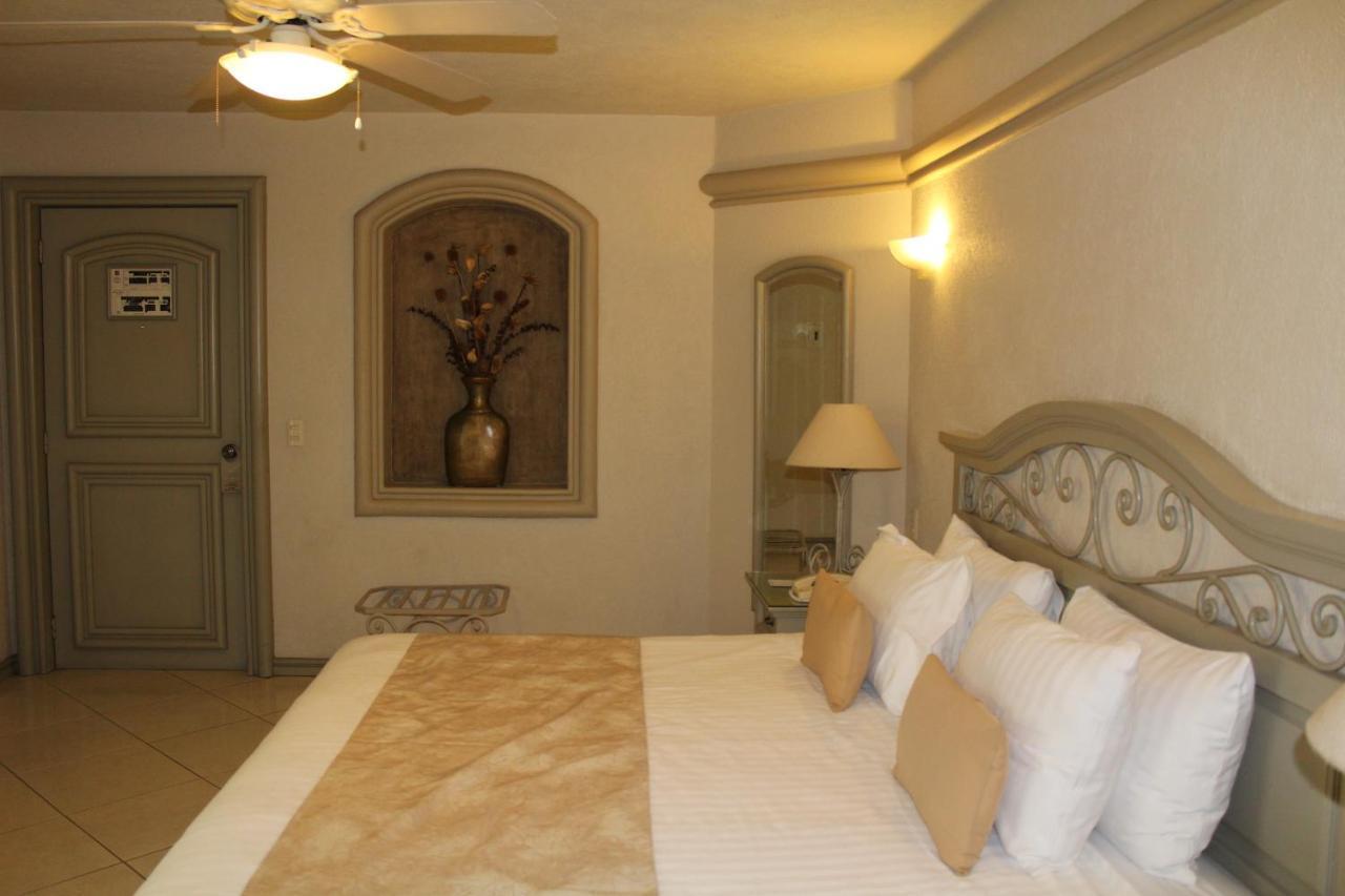 Hotel & Suites Quinta Magna サポパン エクステリア 写真