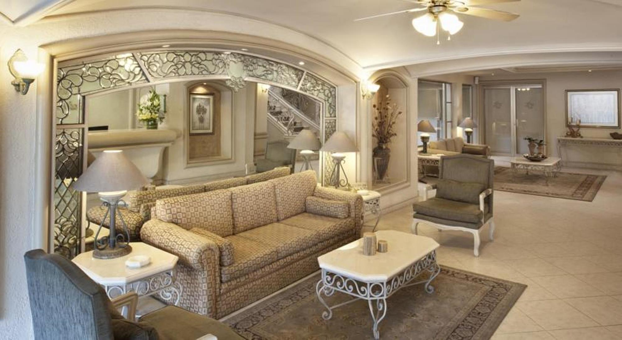 Hotel & Suites Quinta Magna サポパン エクステリア 写真