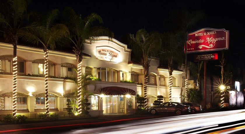 Hotel & Suites Quinta Magna サポパン エクステリア 写真