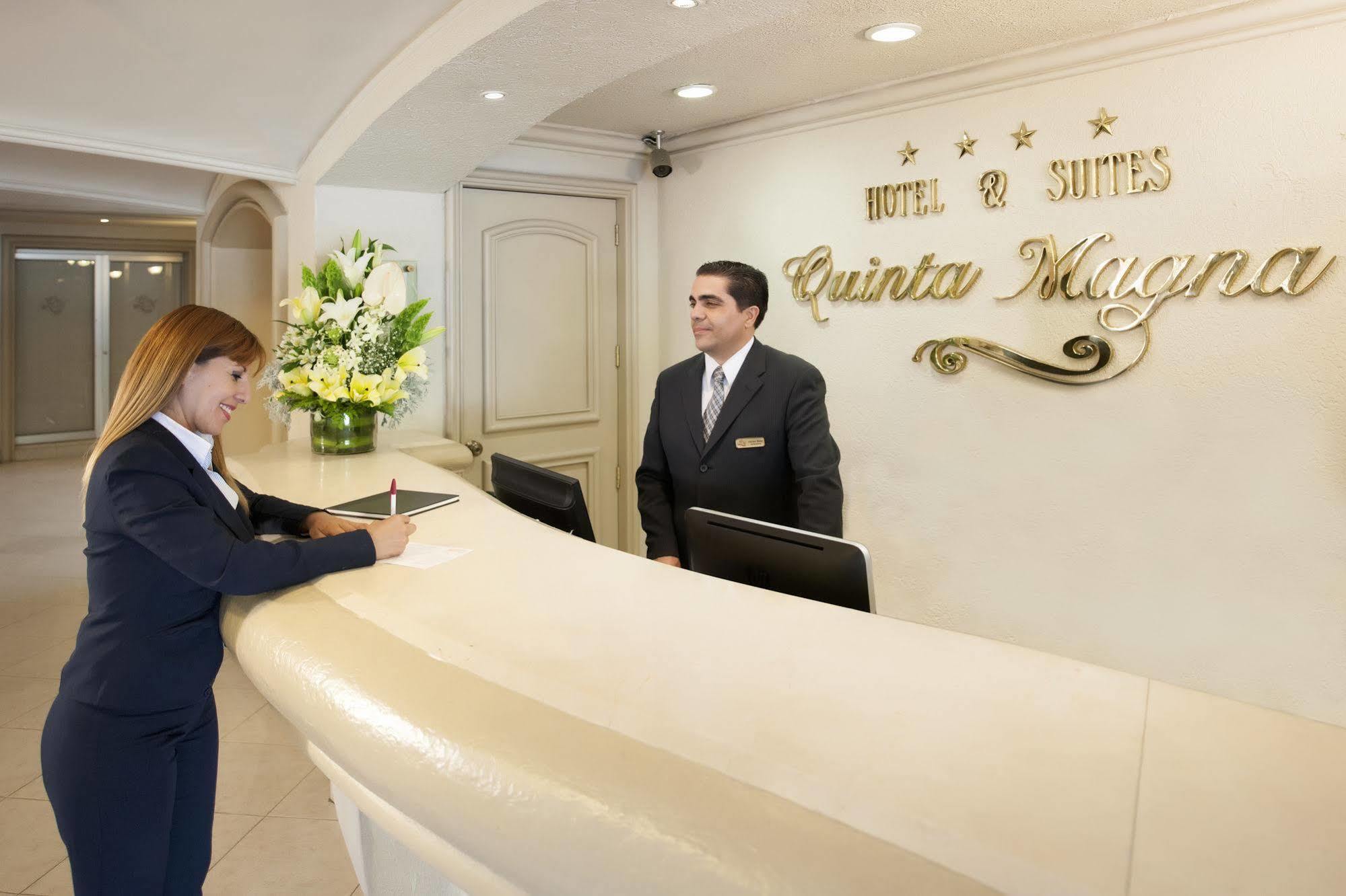 Hotel & Suites Quinta Magna サポパン エクステリア 写真