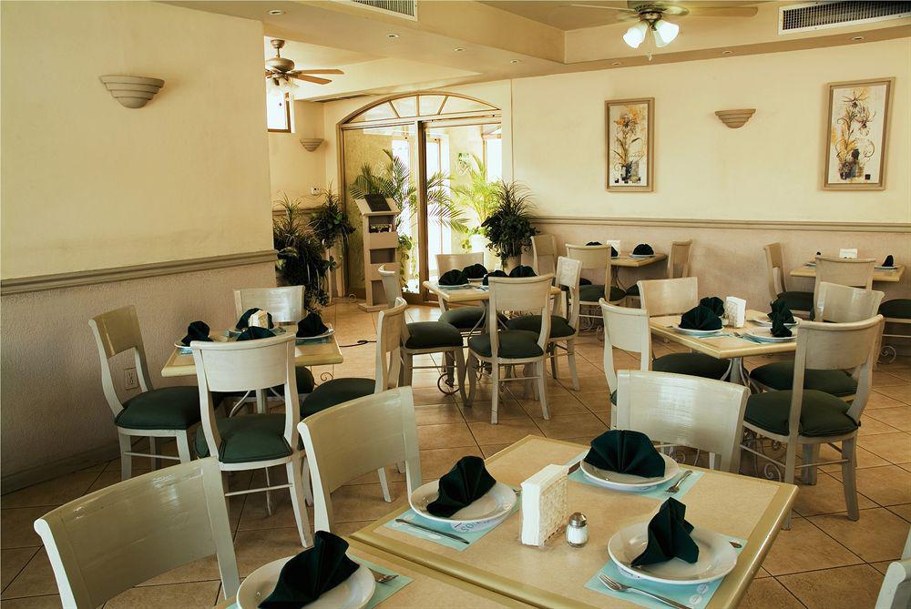 Hotel & Suites Quinta Magna サポパン エクステリア 写真